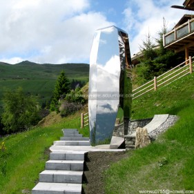 Outdoor Rock Stainless Steel Geometric Sculpture