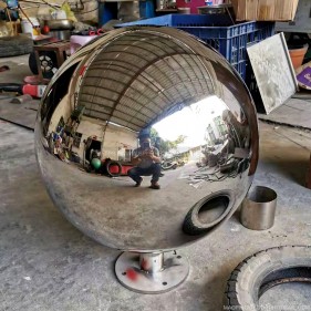 500mm polished stainless steel hollow sphere with base  500mm polished stainless steel hollow sphere with base