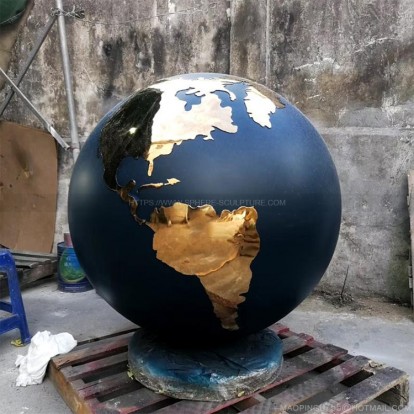 Stainless Steel Globes sculpture  Stainless Steel Globes sculpture