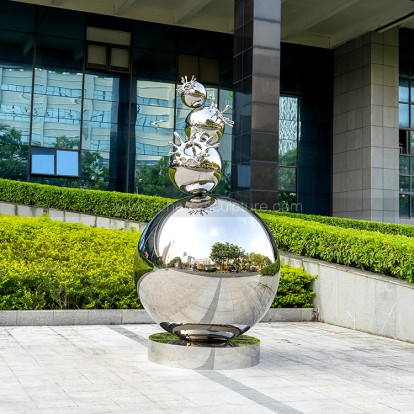 Polished mirror Public art water droplet sphere sculpture Polished mirror Public art water droplet sphere sculpture
