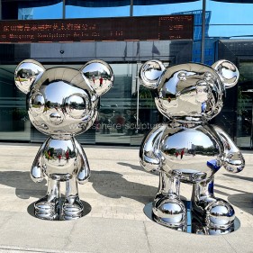 Mirror polished stainless steel cartoon character sculpture Mirror polished stainless steel cartoon character sculpture