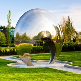 Commissioned Sculpture Mirror Polished Stainless Steel Sculpture