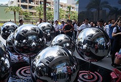 Stainless Steel Hollow Sphere to Decorate Different Places