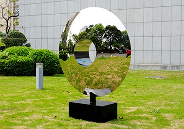 Stainless steel sculpture
