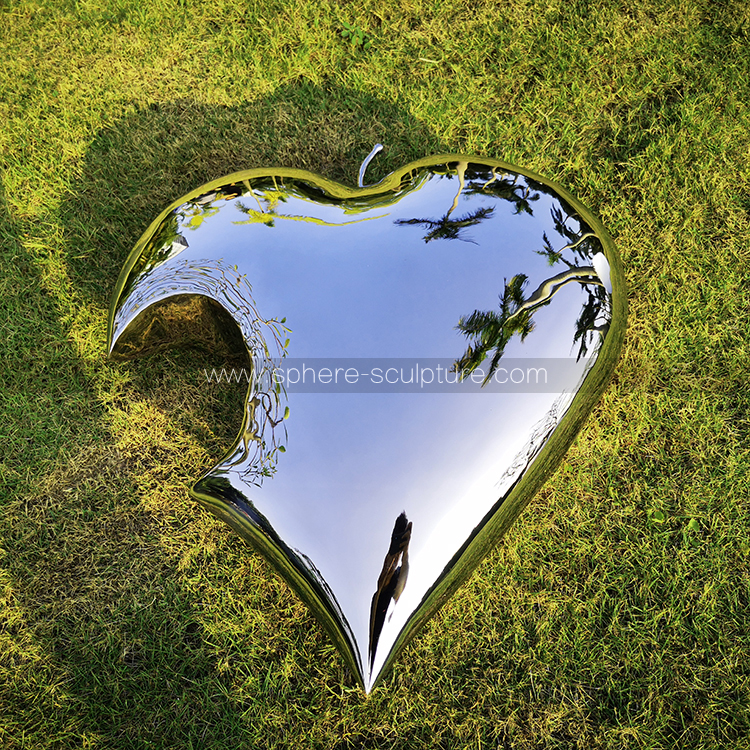 Stainless steel mirror polish love sculpture