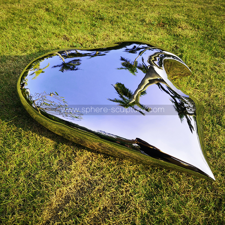 Stainless steel mirror polish love sculpture