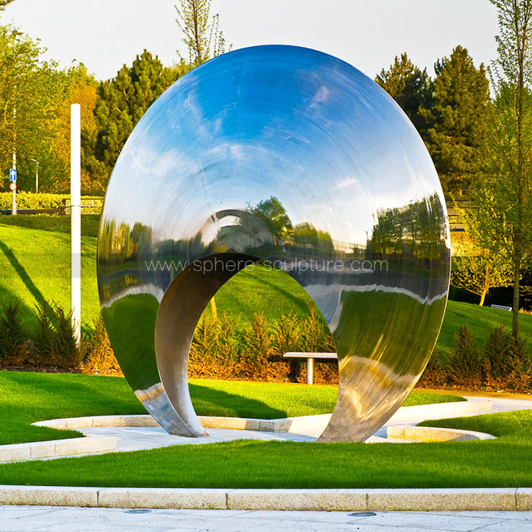 Commissioned Sculpture Mirror Polished Stainless Steel Sculpture